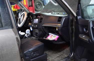 Замена салонного фильтра Паджеро 4