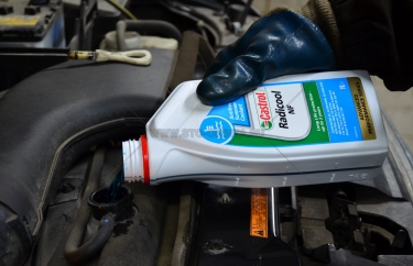 Залив антифриза Паджеро 4