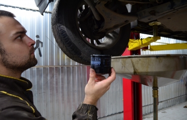 Масляный фильтр Митсубиси Паджеро 4