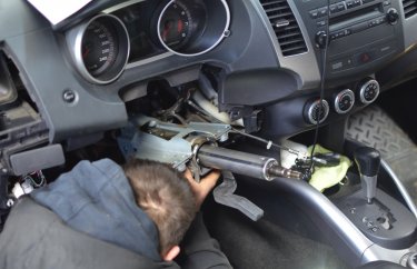 Замена рулевой колонки Мицубиси Аутлендер (подробные фото и видео)