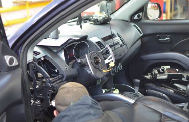 Замена рулевой колонки Мицубиси Аутлендер (подробные фото и видео)