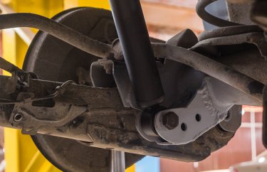 Ремонт кронштейна заднего амортизатора Митсубиси Паджеро Спорт (подробные фото и видео)