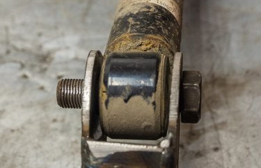 Ремонт кронштейна заднего амортизатора Митсубиси Паджеро Спорт (подробные фото и видео)