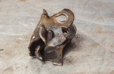 Ремонт кронштейна заднего амортизатора Митсубиси Паджеро Спорт (подробные фото и видео)