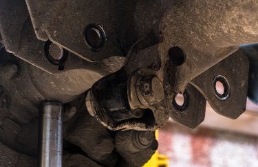 Ремонт кронштейна заднего амортизатора Митсубиси Паджеро Спорт (подробные фото и видео)