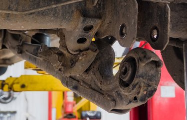 Ремонт кронштейна заднего амортизатора Митсубиси Паджеро Спорт (подробные фото и видео)