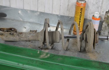 Замена опорного подшипника Мицубиси Лансер 10 (подробные фото)