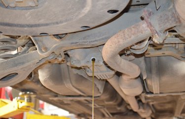 Сливаем масло из заднего дифференциала Мицубиси Аутлендер