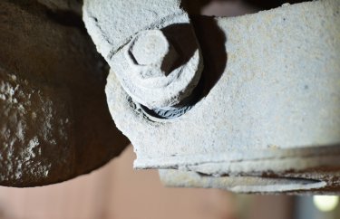 Отслоения сайлентблока заднего рычага