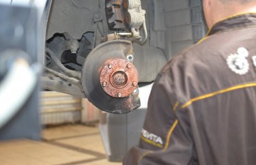 Ремонт подвески Мицубиши Аутлендер XL (подробные фото)