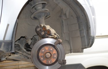 Старый тормозной диск Мицубиси Аутлендер XL