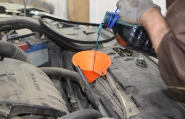 Замена охлаждающей жидкости Мицубиси Лансер