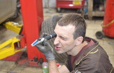 Проверяем плотность антифриза Мицубиси Лансер