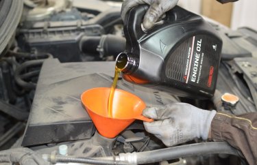 Замена масла Мицубиси Лансер