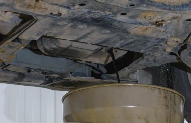 Замена моторного масла Мицубиси АСХ