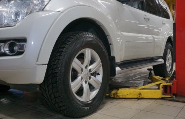 Плановое ТО Мицубиси Паджеро 4 90 000 (подробные фото и видео)