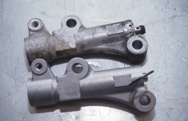 Натяжитель ремня ГРМ Мицубиси Паджеро 4