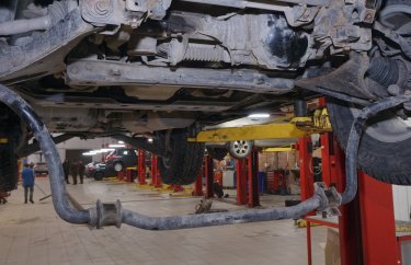 Замена втулок стабилизатора Мицубиси Паджеро 4