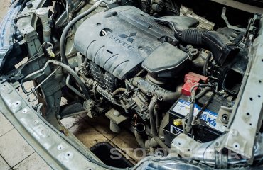 Установка радиатора вариатора на Мицубиси Аутлендер 3 (подробные фото)