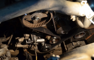 Мицубиси Паджеро 4 замена ремня ГРМ (подробные фото)