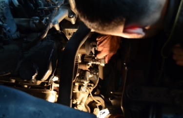 Мицубиси Паджеро 4 замена ремня ГРМ (подробные фото)