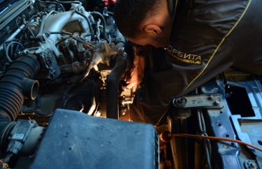 Мицубиси Паджеро 4 замена ремня ГРМ (подробные фото)