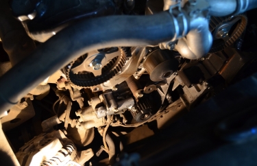 Мицубиси Паджеро 4 замена ремня ГРМ (подробные фото)