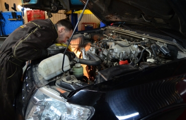 Мицубиси Паджеро 4 замена ремня ГРМ (подробные фото)